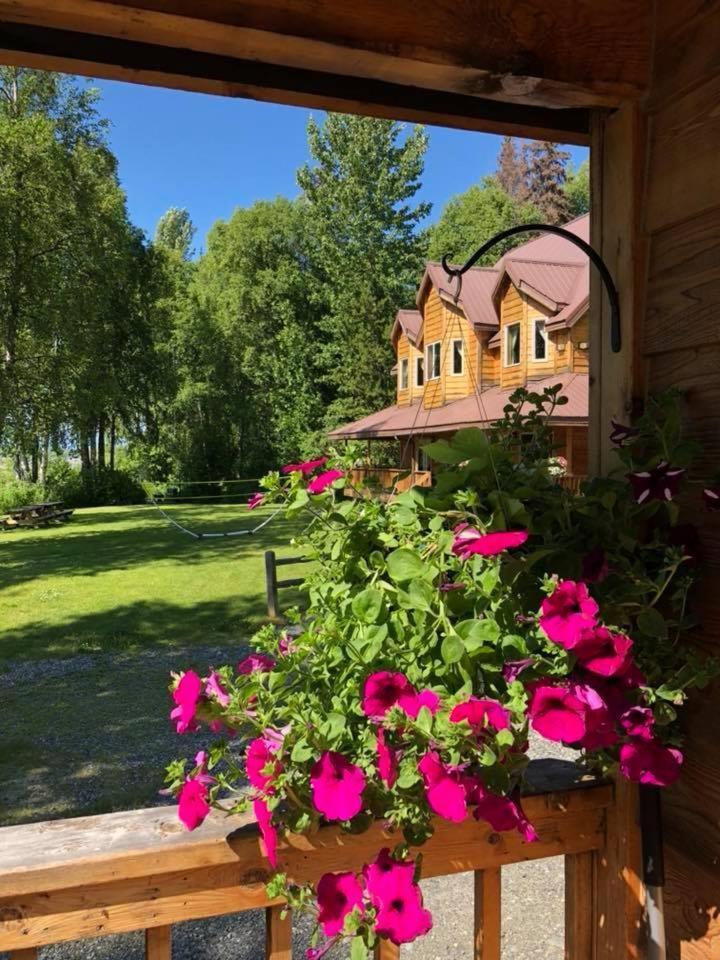 Susitna River Lodging, Riverside Cabins Talkeetna Kültér fotó